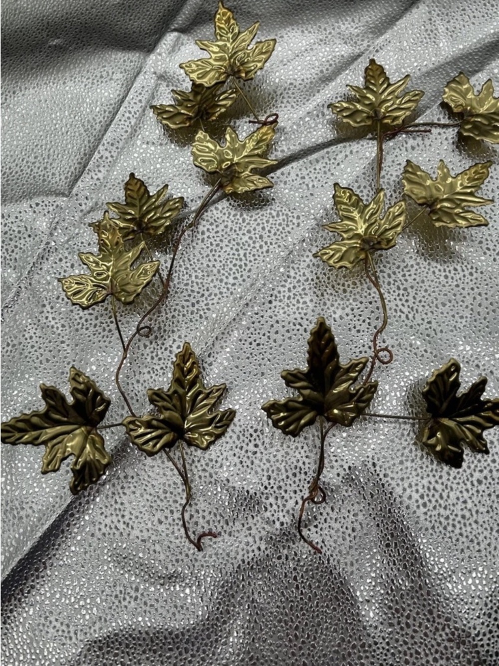 Gold Metal Leaf Wall Garland - Decorative Vine Accent